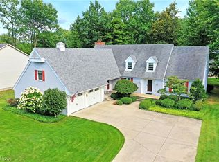 116 Beechwood Dr, Cortland, OH 44410