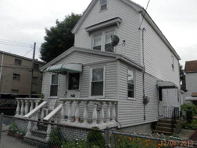 1st image of 8820 103rd Ave