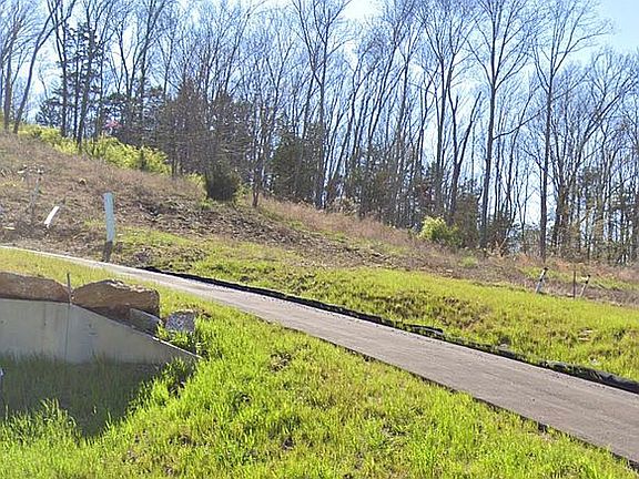 2nd image of 5801 Woodland Hills Dr