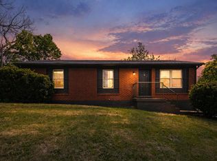 210 Chapel St, Paris, KY 40361
