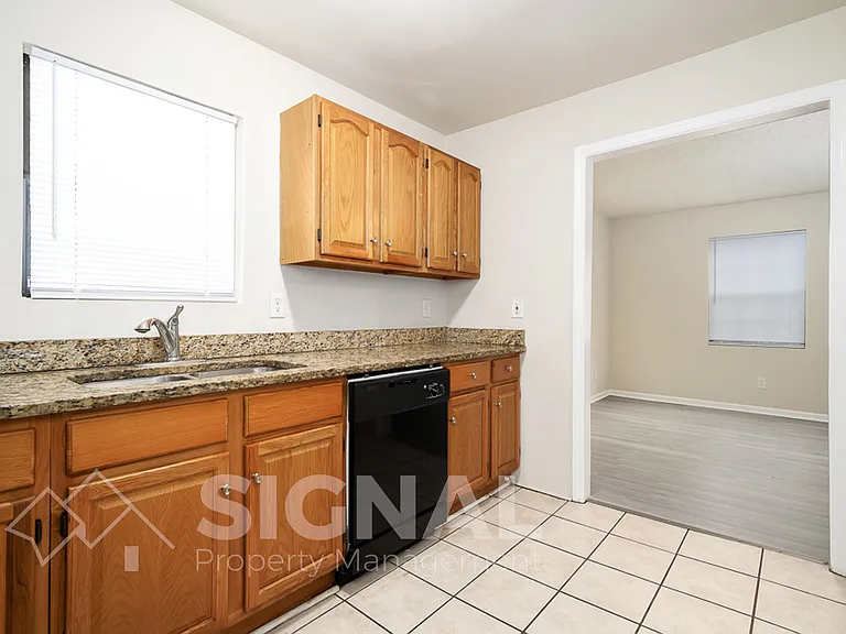 513 Tuscaloosa Ave SW #C — Photo 11