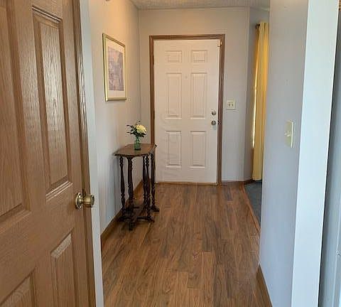 3rd image of 4873 Elmont Pl