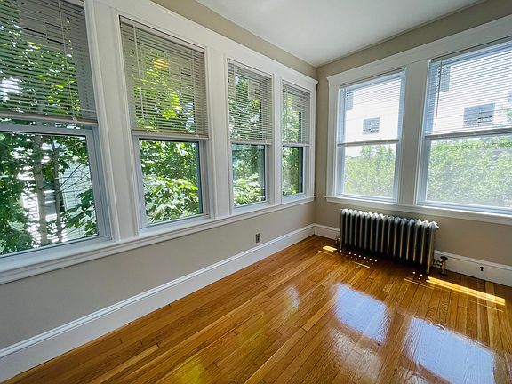 2nd image of 187 Fellsway W Floor 2