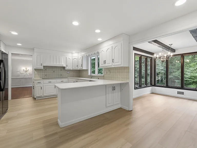 26 Glenwood Rd — Photo 10