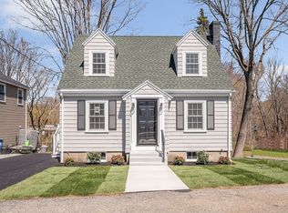 58 Nahant St, Wakefield, MA 01880