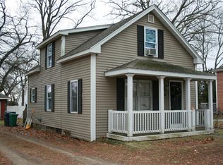 168 Wood St, Warwick, RI 02889
