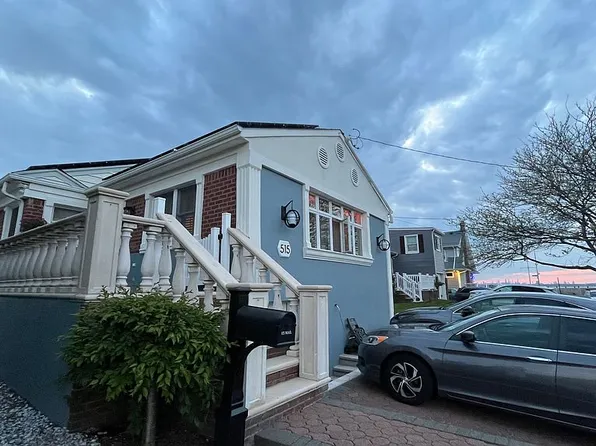 515 Beach 139th St, Belle Harbor, NY 11694