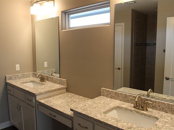 5th image of 10506 S 103rd St #4CEZSR
