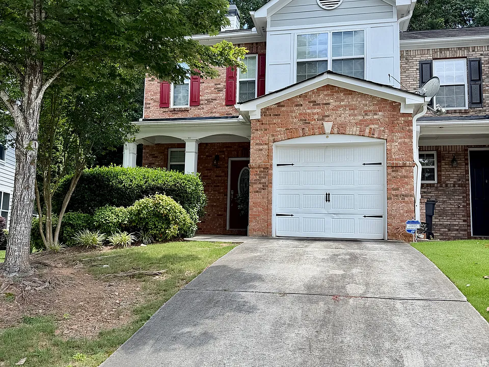 3329 Fernview Dr