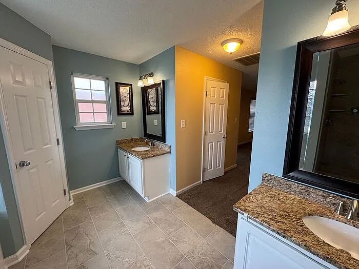 137 Clover Ridge Dr — Photo 23
