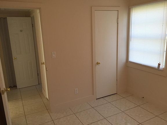 2nd image of 319 S 16th St