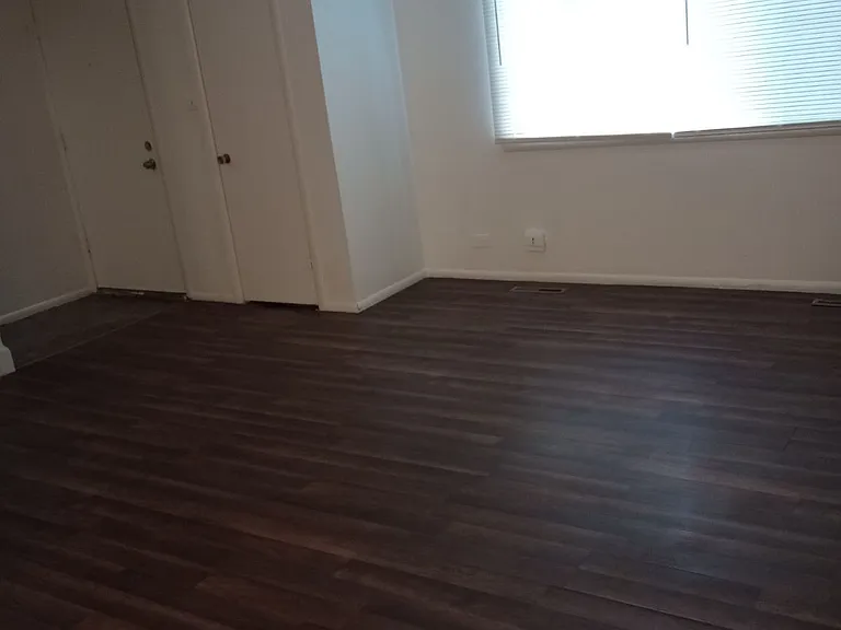 758 N Linden Ave — Photo 2