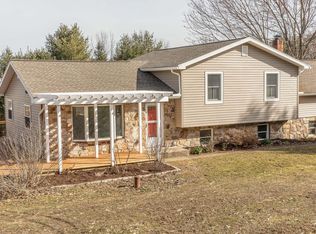 160 Woodland Rd, New Columbia, PA 17856