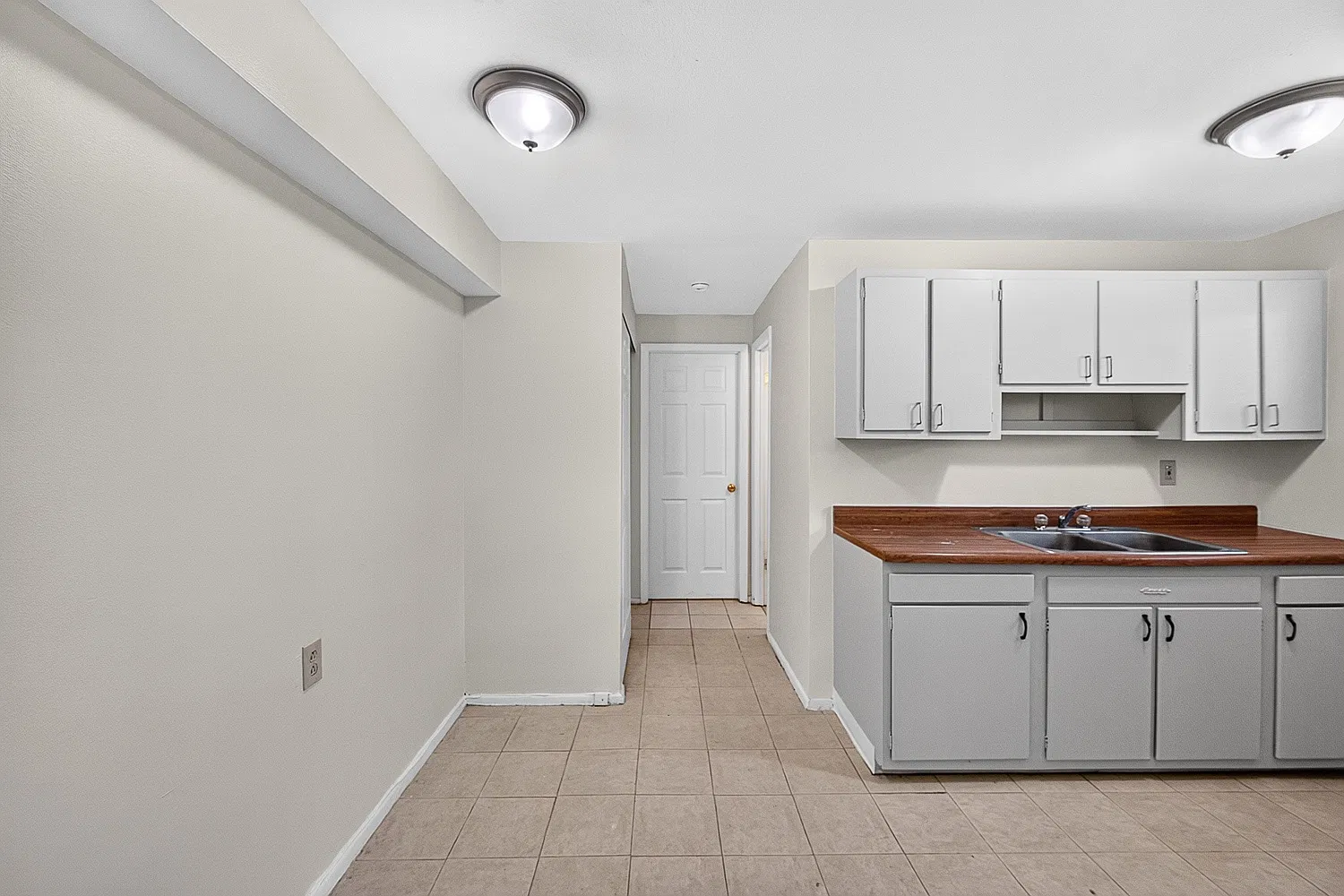 1 bed, 520 sqft, $975 — Photo 4