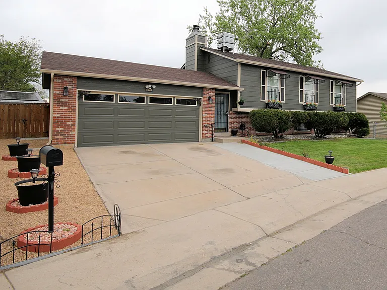4569 Fontana Way — Photo 4