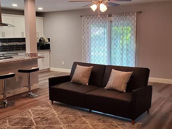 4th image of 1805 Homestead Pl