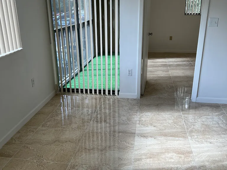 2445 SW 18th Ter #1105 — Photo 3