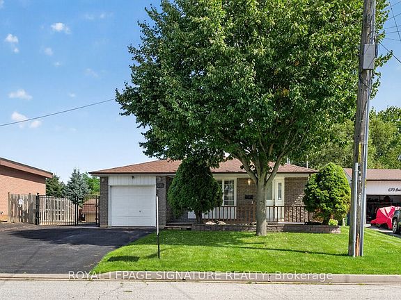 3rd image of 681 Balaton Ave