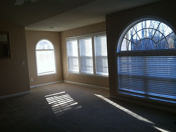 Alcove for bfast or desk