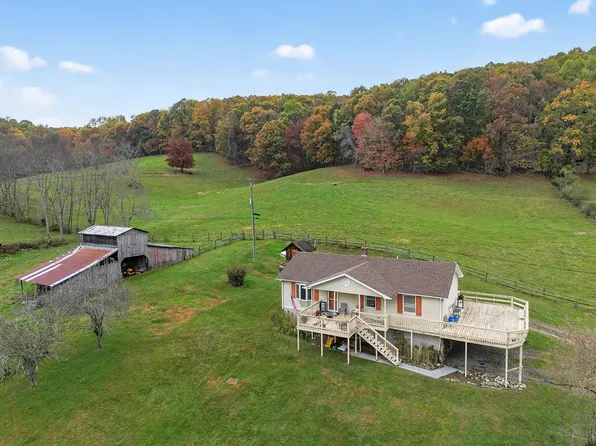 21080 Ebony Ln, Abingdon, VA 24210