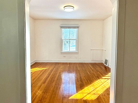 Entrance and view into dining space