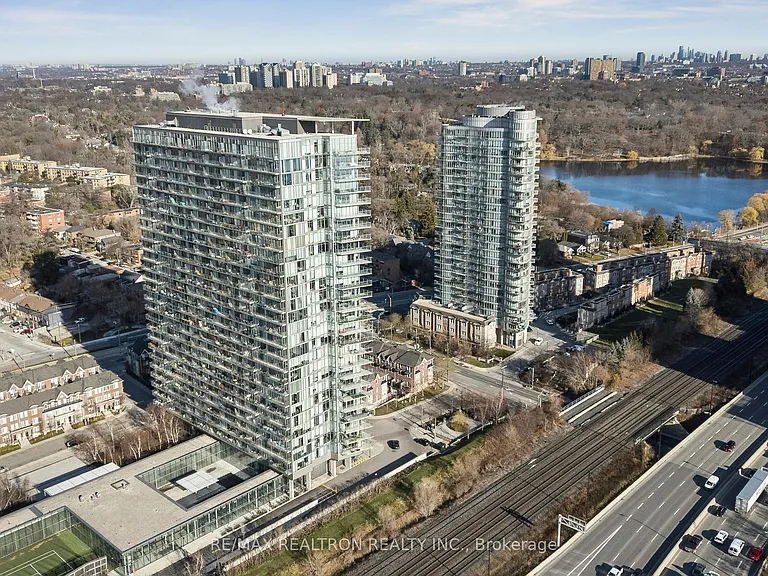 103 The Queensway #2805 — Photo 45