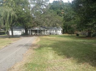 1815 Lithia Pinecrest Rd, Valrico, FL 33596