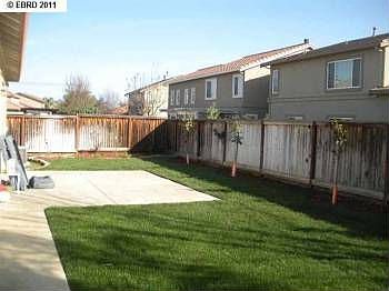 2nd image of 520 Mendota St
