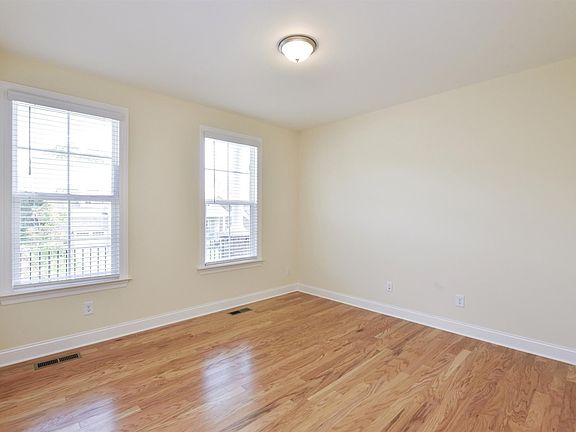 3rd image of 1886 Abbey Wood Dr Lot 92