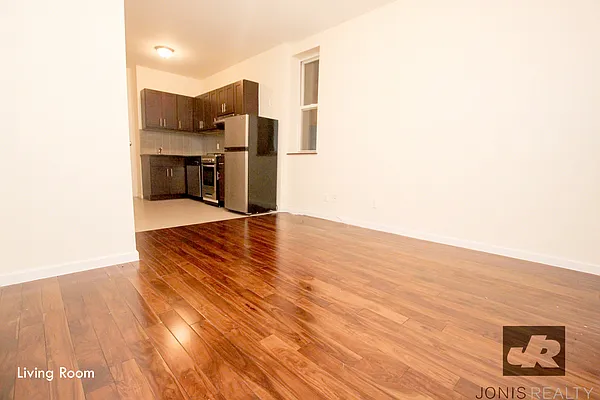 Rented by Jonis Realty | media 24