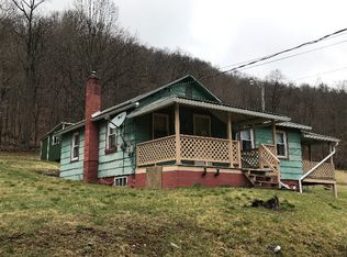 11240 Snack Dr, Mill Creek, PA 17060