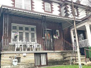 364 Roxton Rd, Toronto, ON M6G3R2