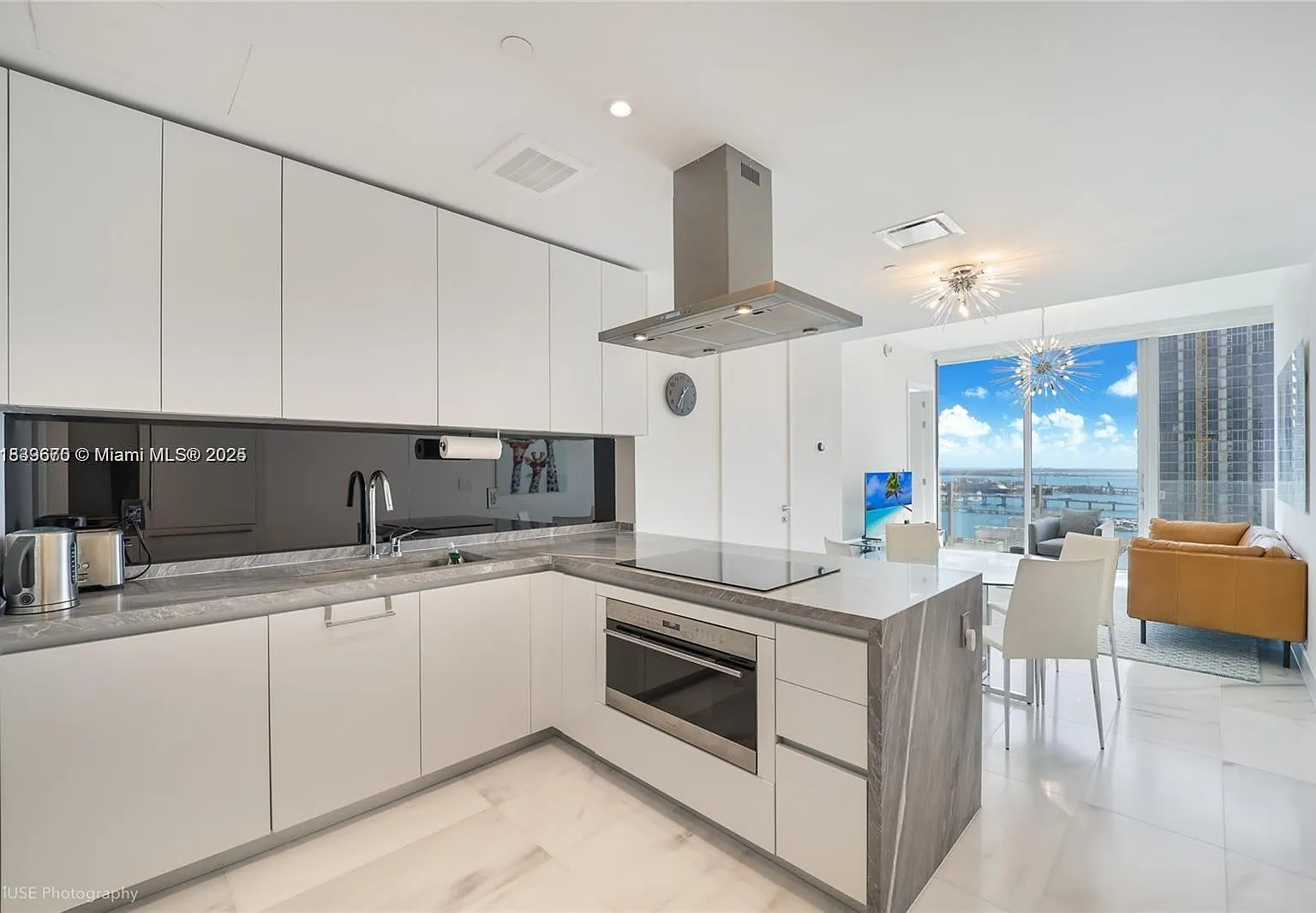 1 bed, 680 sqft, $5,450 — Photo 1