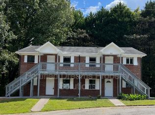 1502 Oakshire Ct UNIT B, Winston Salem, NC 27107