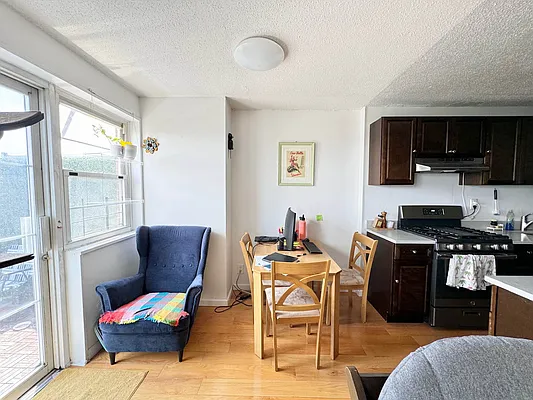 Rented by Keller Williams NYC | media 13