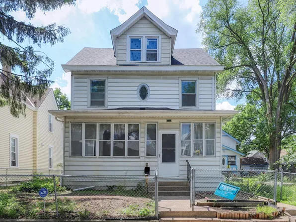 2720 16th Ave S, Minneapolis, MN 55407