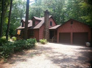 7117 W Quaker Rd, Disputanta, VA 23842