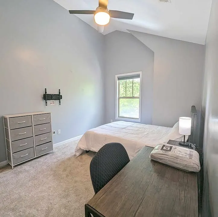 3040 Smith Ridge Trce