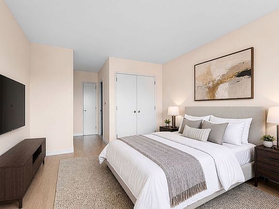 4th image of 301 W 53rd St APT 9E