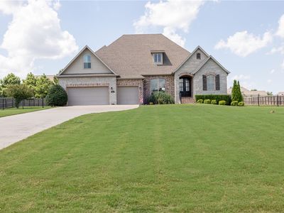 2452 Riverwater Ln, Fayetteville, AR, 72703