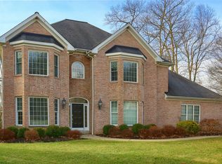 405 Shannon Rd, Cranberry Township, PA 16066