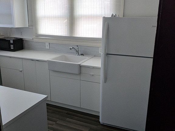 2nd image of 4603 Winthrop Ave