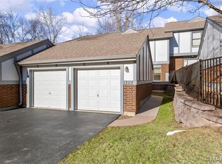 13112 Royal Pines Dr, Saint Louis, MO 63146