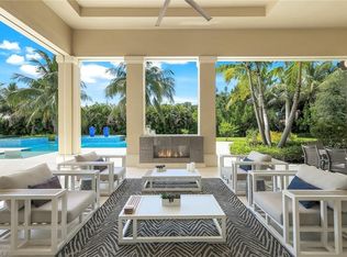 112 Hickory Rd, Naples, FL 34108