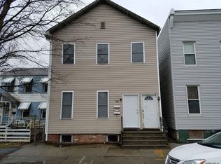 704 5th Ave, Troy, NY 12182