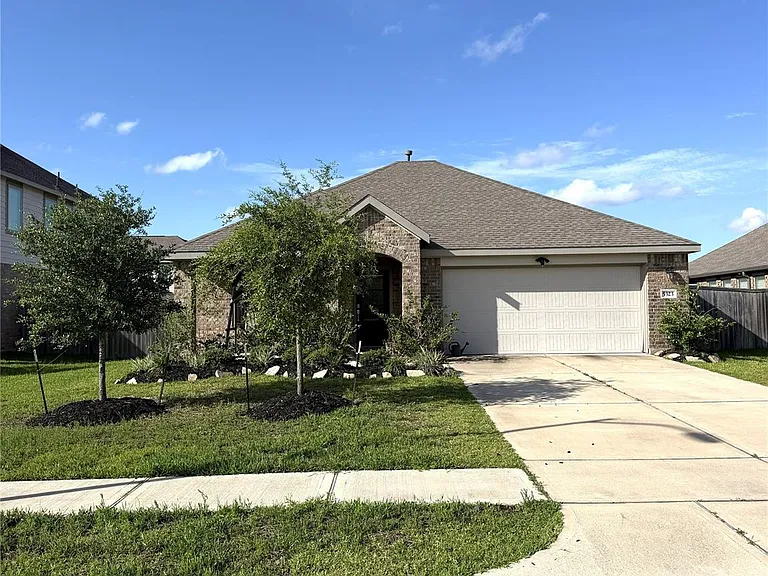 5323 Winding Stream Dr — Photo 2