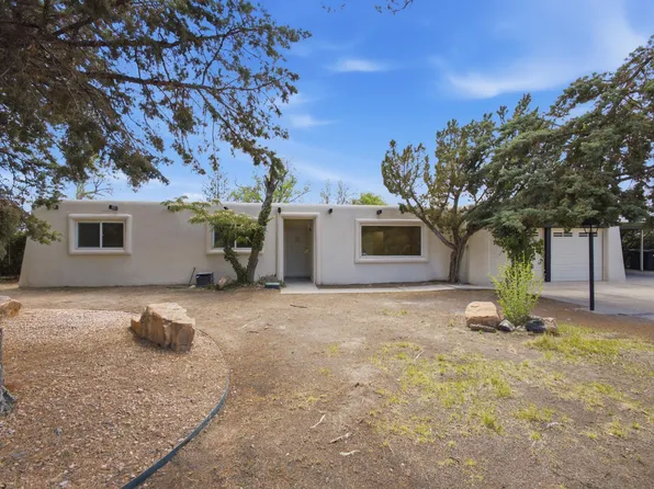 10103 La Salle Pl NW, Albuquerque, NM 87114