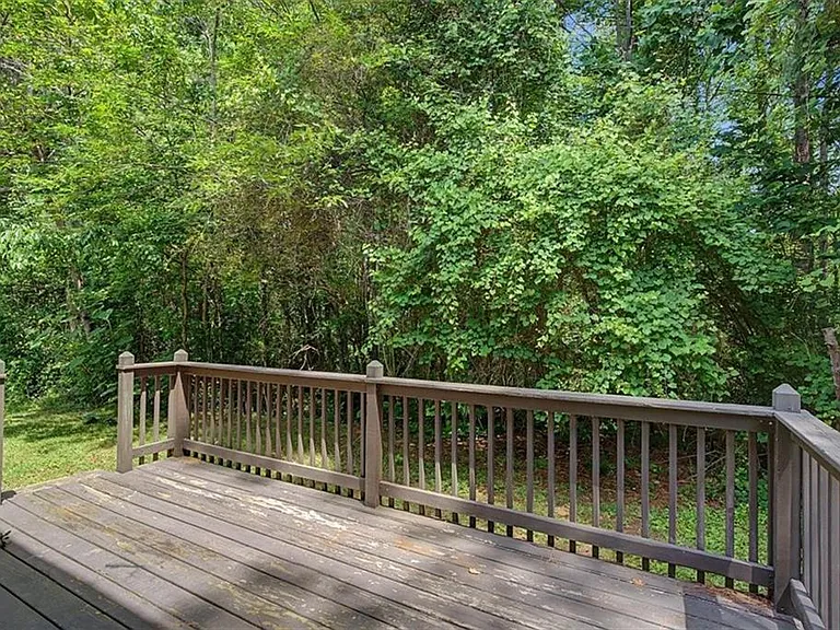 488 Barclay Ct — Photo 10