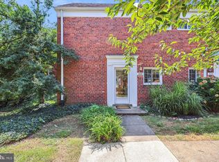 3424 Gunston Rd, Alexandria, VA 22302