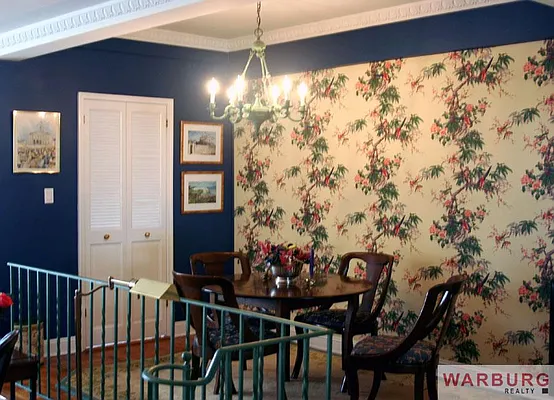 Sold by Warburg | media 21